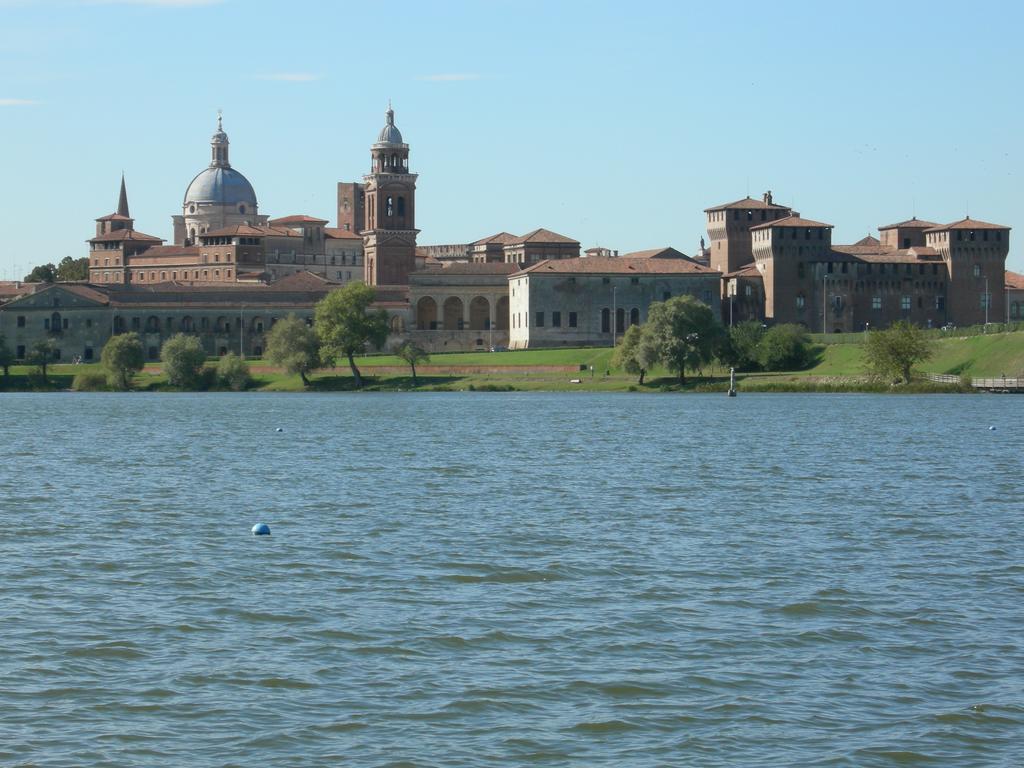 Hotel Leon D'Oro Mantova Exterior photo