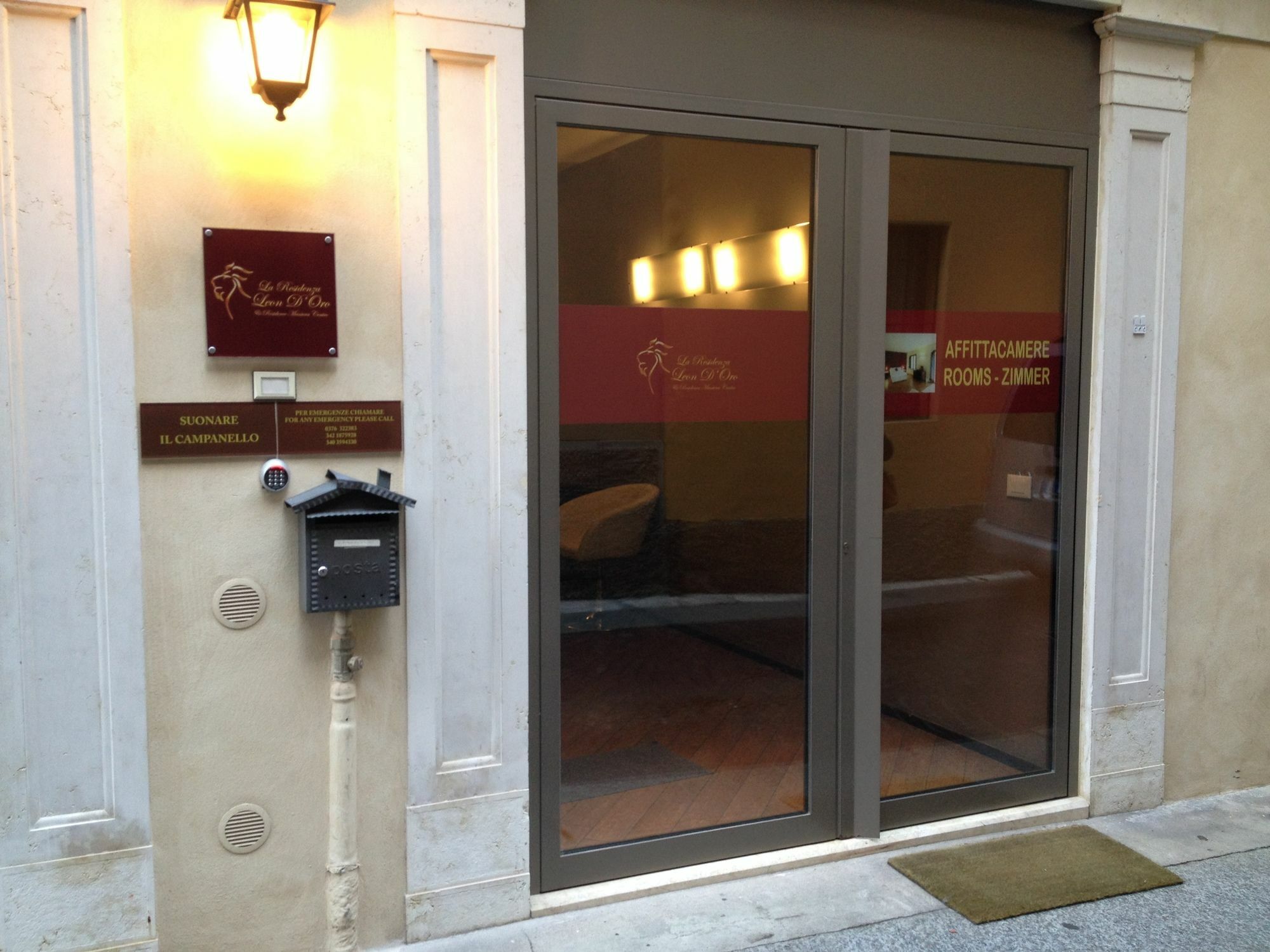 Hotel Leon D'Oro Mantova Exterior photo